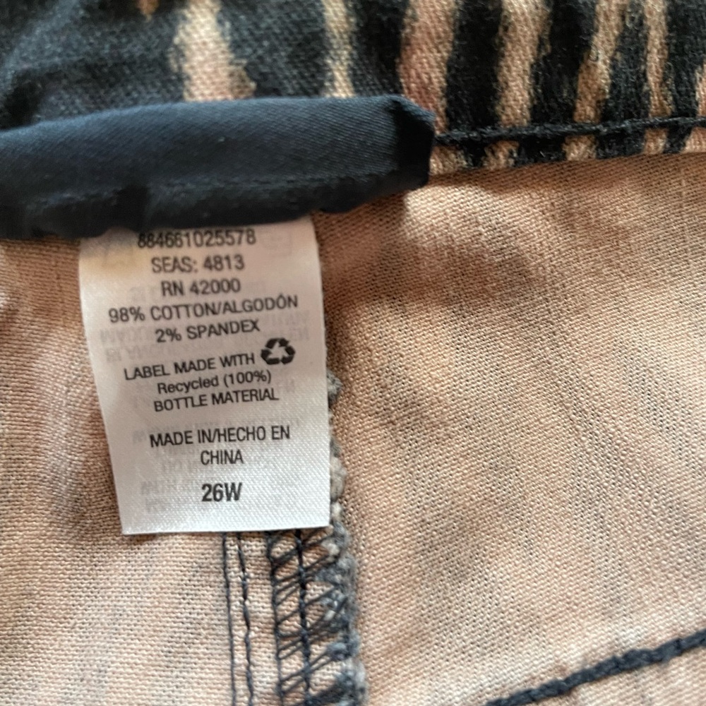 LYS Women’s Size 26W Patterned Black and Beige Jeans - Picture 5 of 15